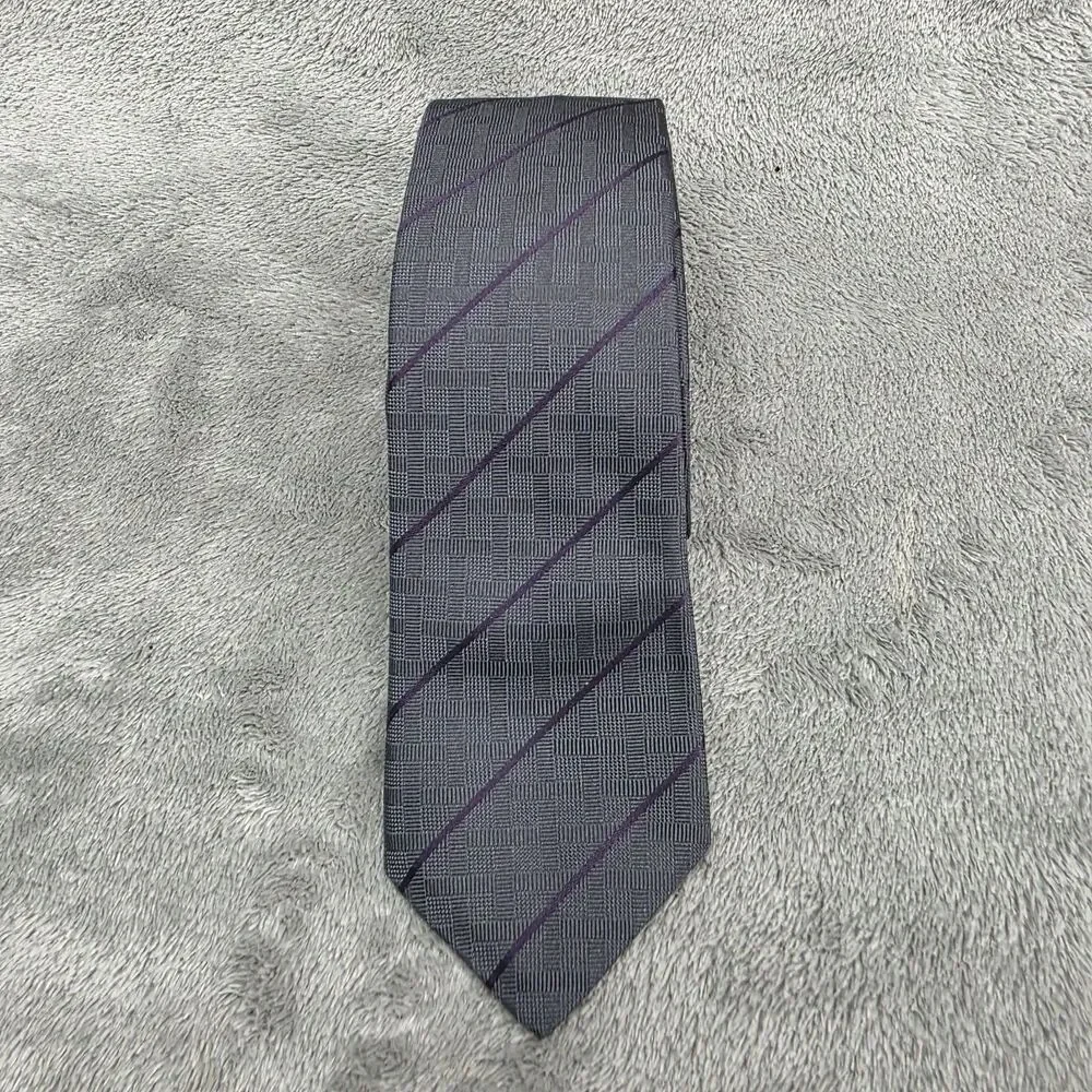JOHN VARVATOS Mens Purple Striped Silk Tie Made In USA